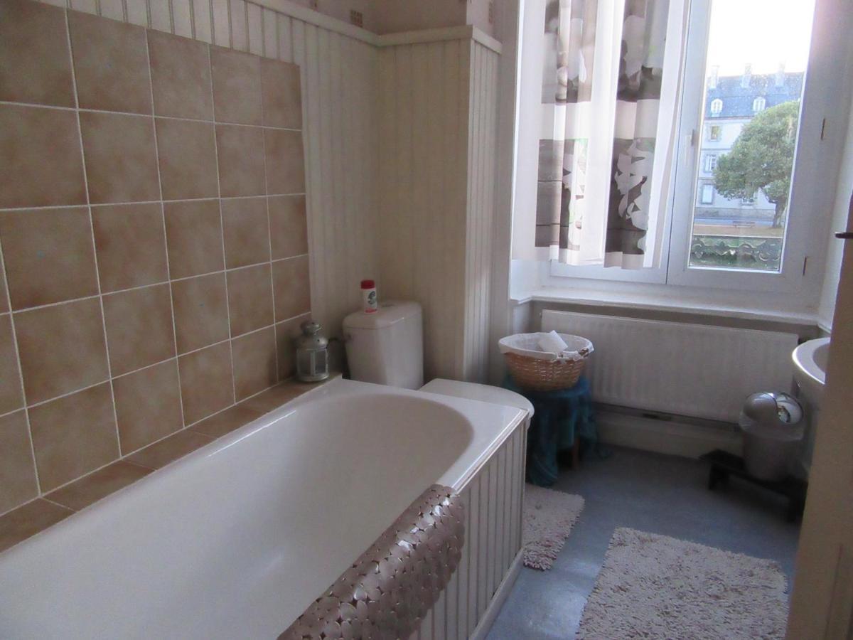 Chez Marie Apartment Pontivy Luaran gambar